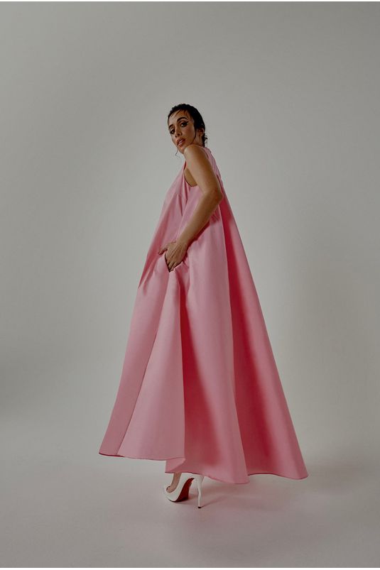 vestido cor rosa goiaba