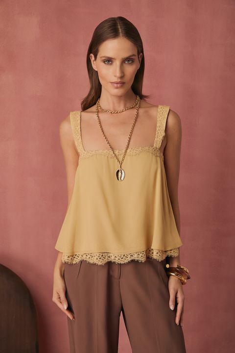 Bata Dália Amarelo Angu — Iorane