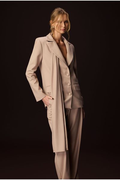 image-8252bd8cc00a43f480e0a18ce5309aff